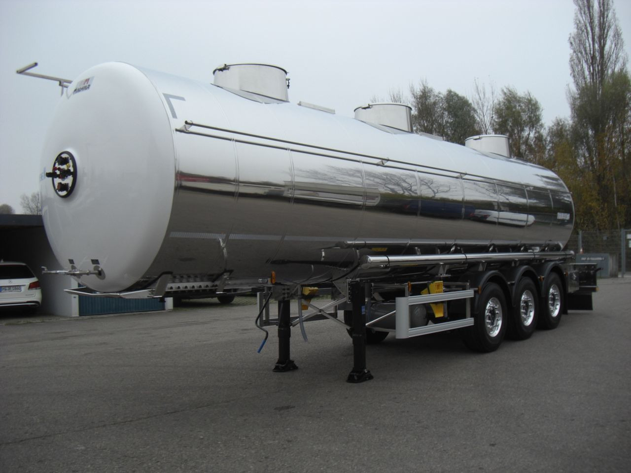 Magyar SRMAGD / Drucktank / Heizbar / Sofort ! Magyar SRMAGD / Drucktank / Heizbar / Sofort ! - Επικαθήμενο βυτίο: φωτογραφία 1 Magyar SRMAGD / Drucktank / Heizbar / Sofort ! Magyar SRMAGD / Drucktank / Heizbar / Sofort ! - Επικαθήμενο βυτίο: φωτογραφία 1