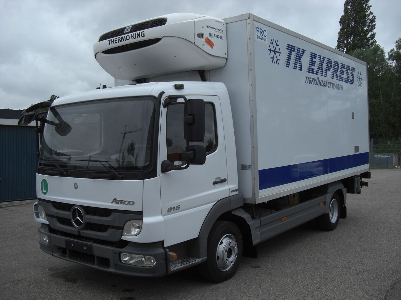 Mercedes-Benz 816 / Tiefkühler / LBW Mercedes-Benz 816 / Tiefkühler / LBW - Επαγγελματικό αυτοκίνητο ψυγείο: φωτογραφία 1 Mercedes-Benz 816 / Tiefkühler / LBW Mercedes-Benz 816 / Tiefkühler / LBW - Επαγγελματικό αυτοκίνητο ψυγείο: φωτογραφία 1