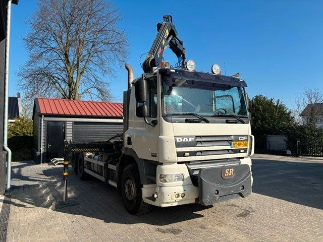 DAF FAS CF85.360 mit VDL Haak + HIAB 122 Kran - Φορτηγό φόρτωσης γάντζου, Φορτηγό με γερανό: φωτογραφία 2 DAF FAS CF85.360 mit VDL Haak + HIAB 122 Kran - Φορτηγό φόρτωσης γάντζου, Φορτηγό με γερανό: φωτογραφία 2