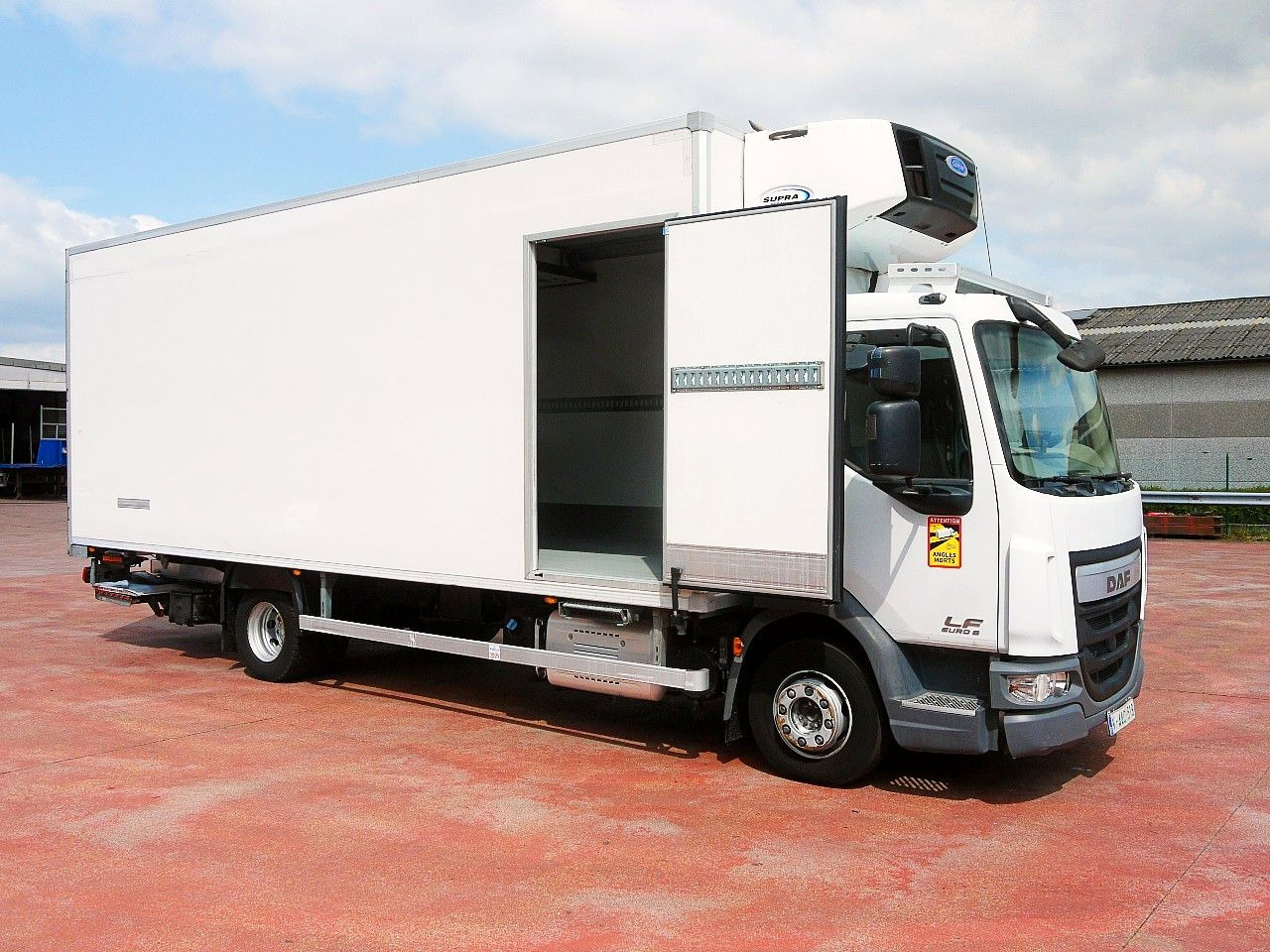 DAF 180.12 LF FA KUHLKOFFER CARRIER SUPRA 850 MULTI - Φορτηγό ψυγείο: φωτογραφία 3 DAF 180.12 LF FA KUHLKOFFER CARRIER SUPRA 850 MULTI - Φορτηγό ψυγείο: φωτογραφία 3