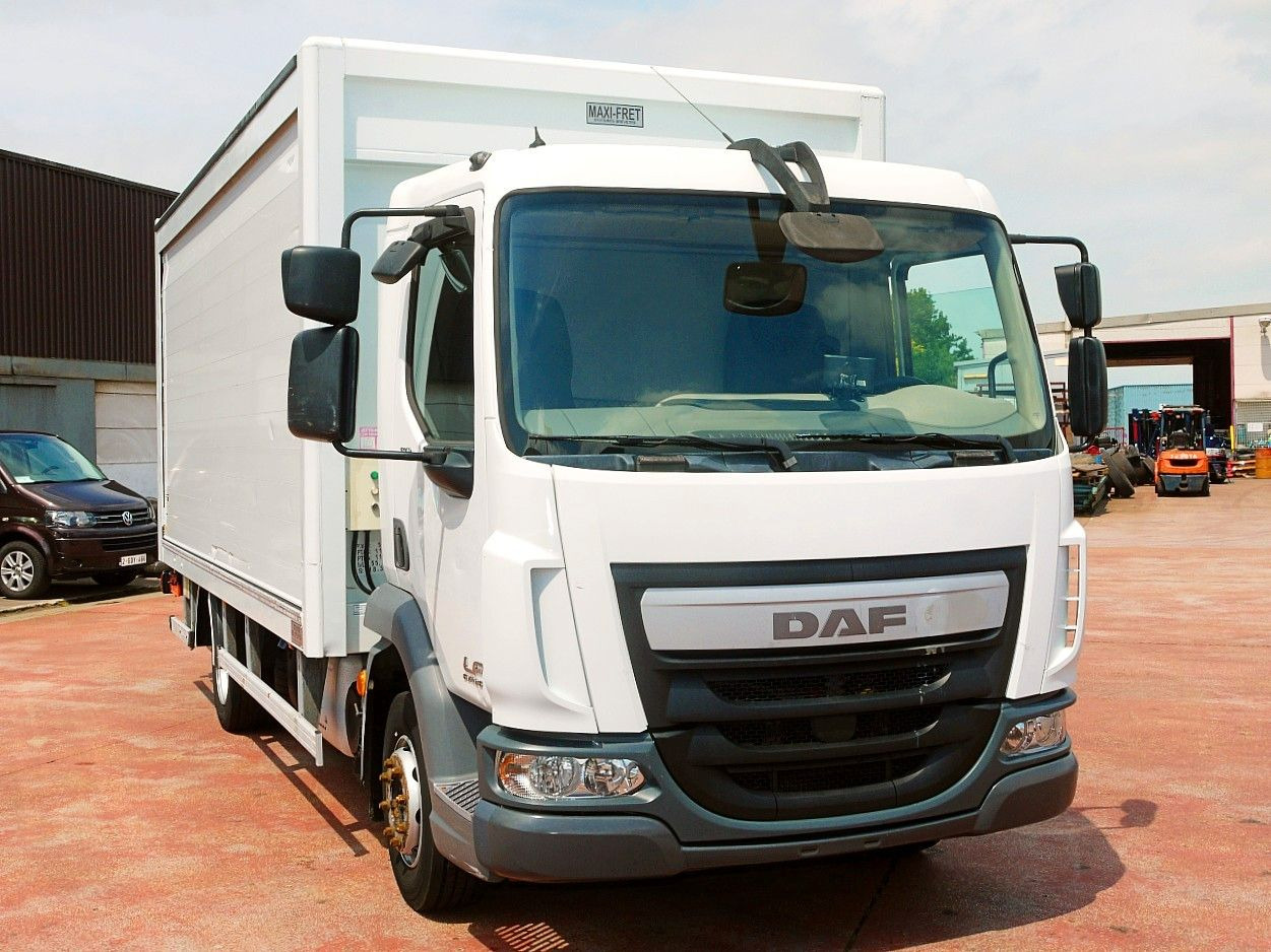 DAF LF 180 12 GETRANKENWAGEN LBW LUFT - Φορτηγό για τη μεταφορά ποτών: φωτογραφία 1 DAF LF 180 12 GETRANKENWAGEN LBW LUFT - Φορτηγό για τη μεταφορά ποτών: φωτογραφία 1