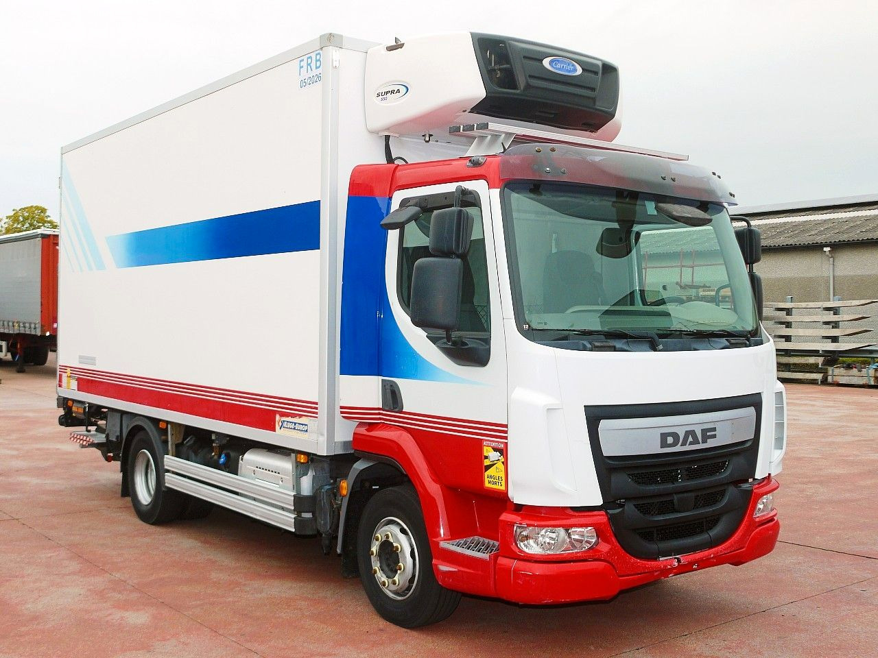 DAF LF FA 10.180 FLEISH KUHLKOFFER CARRIER SUPRA 550 - Φορτηγό ψυγείο: φωτογραφία 2 DAF LF FA 10.180 FLEISH KUHLKOFFER CARRIER SUPRA 550 - Φορτηγό ψυγείο: φωτογραφία 2