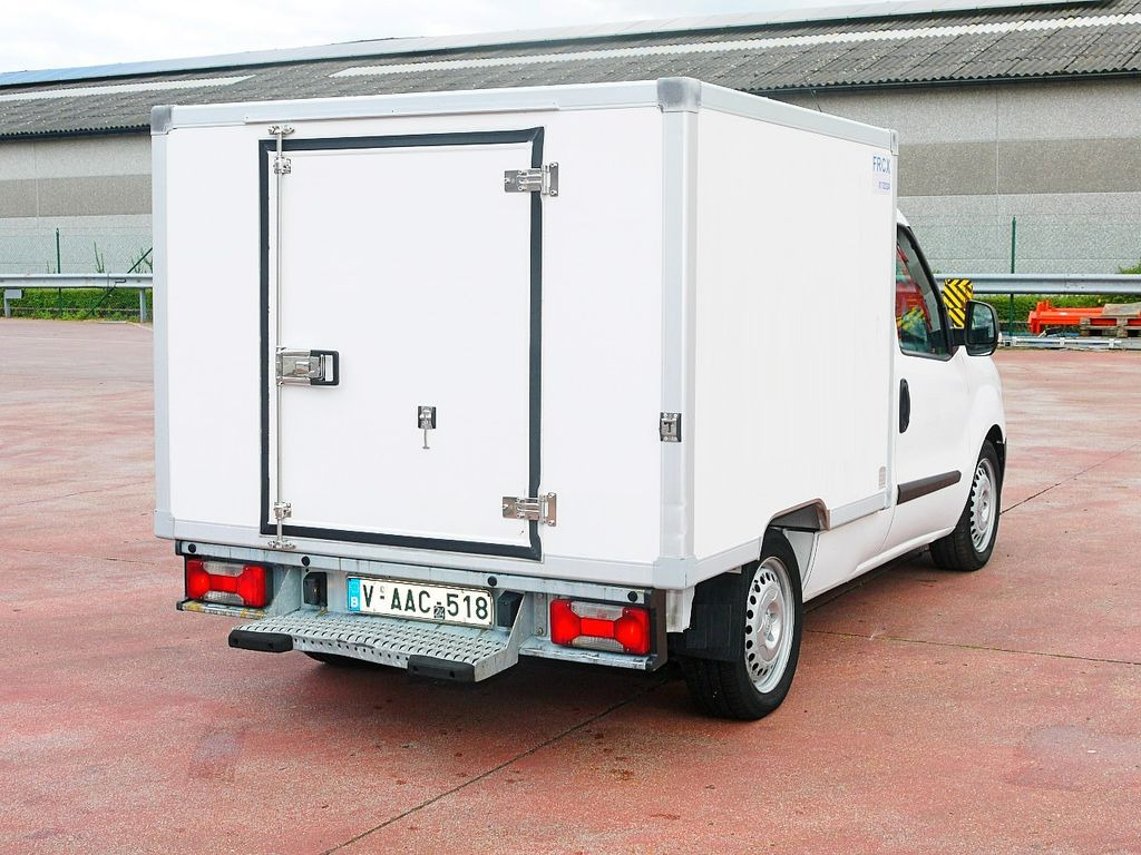 Fiat 1.3 DOBLO KUHLKOFFER RELEC FROD TR15 -20C - Επαγγελματικό αυτοκίνητο ψυγείο: φωτογραφία 5 Fiat 1.3 DOBLO KUHLKOFFER RELEC FROD TR15 -20C - Επαγγελματικό αυτοκίνητο ψυγείο: φωτογραφία 5