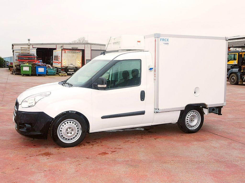 Fiat 1.3 DOBLO KUHLKOFFER RELEC FROD TR22 -20C - Επαγγελματικό αυτοκίνητο ψυγείο: φωτογραφία 4 Fiat 1.3 DOBLO KUHLKOFFER RELEC FROD TR22 -20C - Επαγγελματικό αυτοκίνητο ψυγείο: φωτογραφία 4
