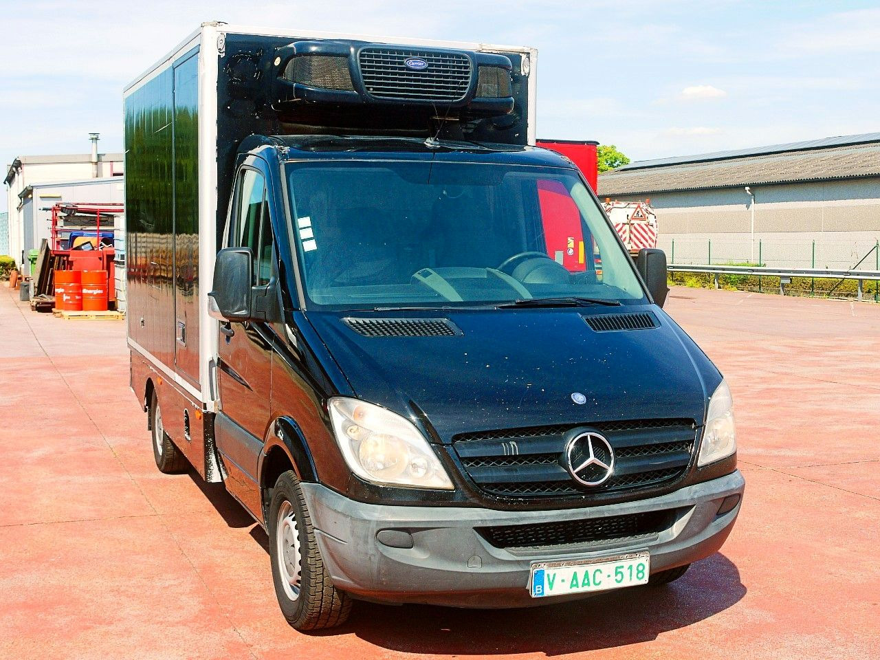 Mercedes-Benz 319 SPRINTER V6 KUHLKOFFER CARRIER PULSOR 600 MT - Επαγγελματικό αυτοκίνητο ψυγείο: φωτογραφία 1 Mercedes-Benz 319 SPRINTER V6 KUHLKOFFER CARRIER PULSOR 600 MT - Επαγγελματικό αυτοκίνητο ψυγείο: φωτογραφία 1