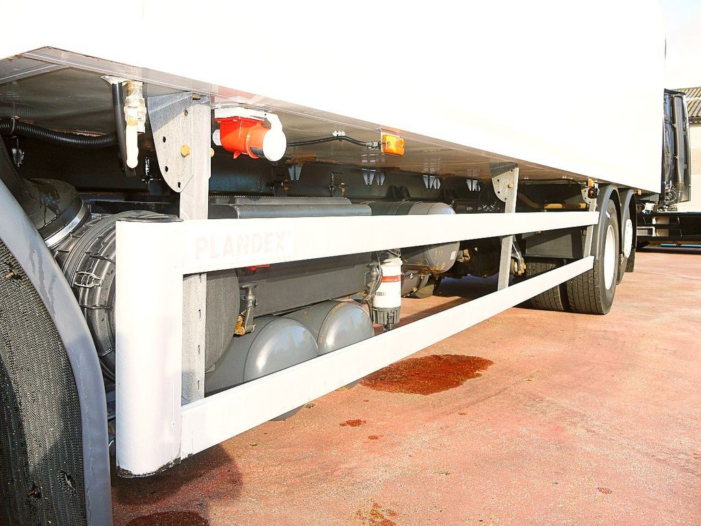 Φορτηγό ψυγείο Renault 26.320 D KUHLKOFFER THERMOKING MT T1200 6X2 A/C Renault 26 320 D KUHLKOFFER THERMOKING MT T1200 6X2 A/C: φωτογραφία 18 Φορτηγό ψυγείο Renault 26.320 D KUHLKOFFER THERMOKING MT T1200 6X2 A/C Renault 26 320 D KUHLKOFFER THERMOKING MT T1200 6X2 A/C: φωτογραφία 18