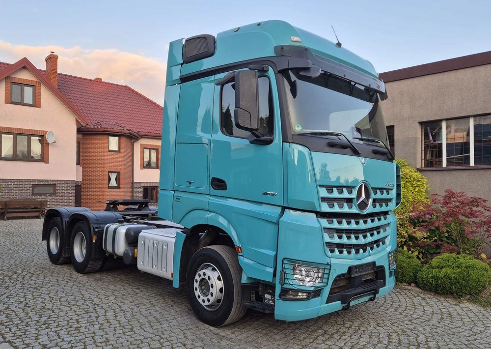 Mercedes-Benz AROCS - Τράκτορας: φωτογραφία 3 Mercedes-Benz AROCS - Τράκτορας: φωτογραφία 3