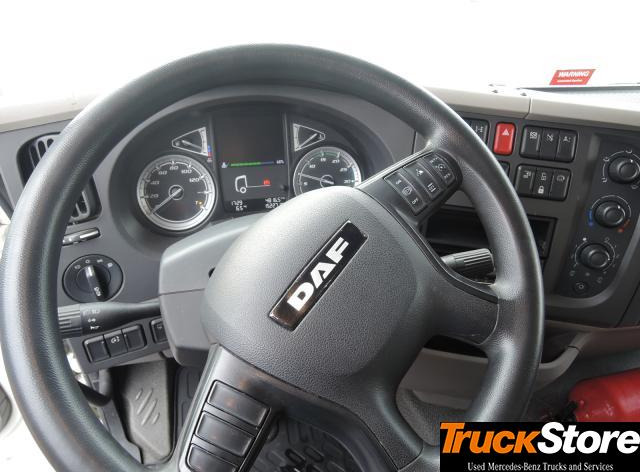 DAF LF 290 LBW 2.5T. - Φορτηγό μουσαμάς: φωτογραφία 2 DAF LF 290 LBW 2.5T. - Φορτηγό μουσαμάς: φωτογραφία 2