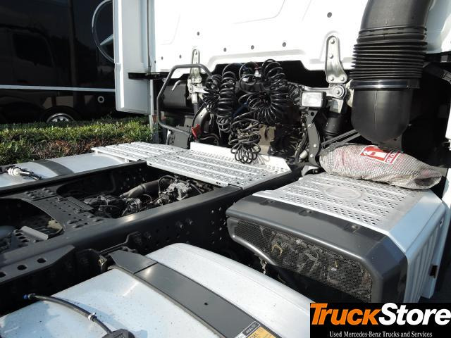 Mercedes-Benz Actros 1845 LS nRL - Τράκτορας: φωτογραφία 2 Mercedes-Benz Actros 1845 LS nRL - Τράκτορας: φωτογραφία 2