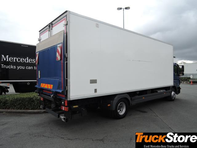 Mercedes-Benz Atego 1527 L - Φορτηγό ψυγείο: φωτογραφία 4 Mercedes-Benz Atego 1527 L - Φορτηγό ψυγείο: φωτογραφία 4