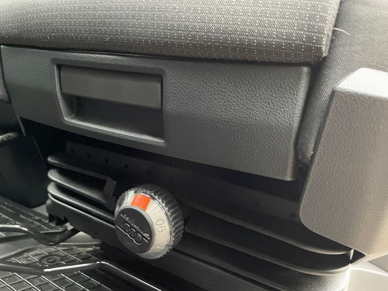 Βαν MAN TGE 3.180 L3H3 Kasten 4x4 STANDHZ DIFF AHK ACC: φωτογραφία 34