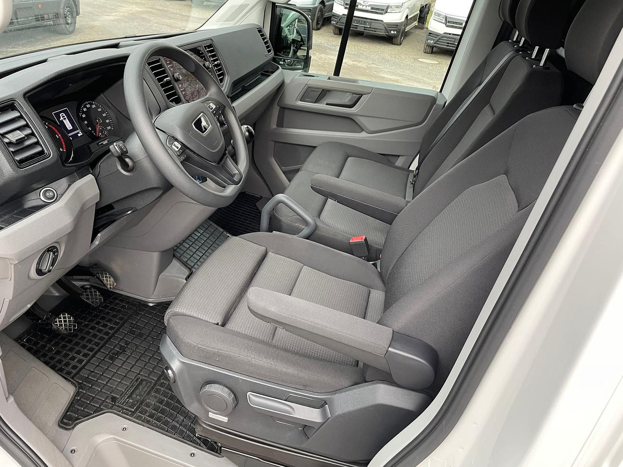 Βαν MAN TGE 3.180 L3H3 Kasten 4x4 STANDHZ DIFF AHK ACC: φωτογραφία 35