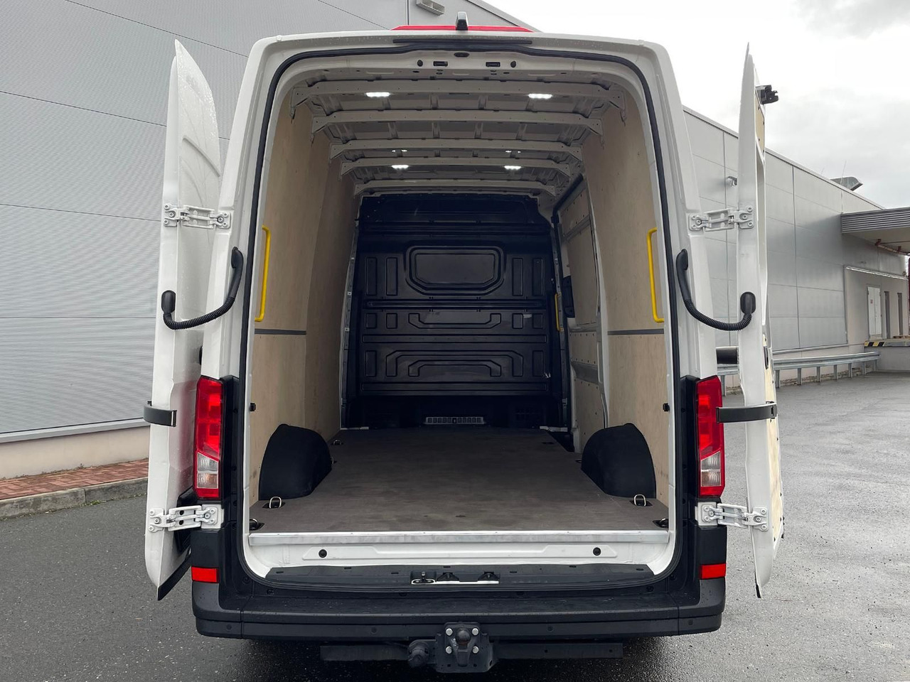 Βαν MAN TGE 3.180 L3H3 Kasten 4x4 STANDHZ DIFF AHK ACC: φωτογραφία 11