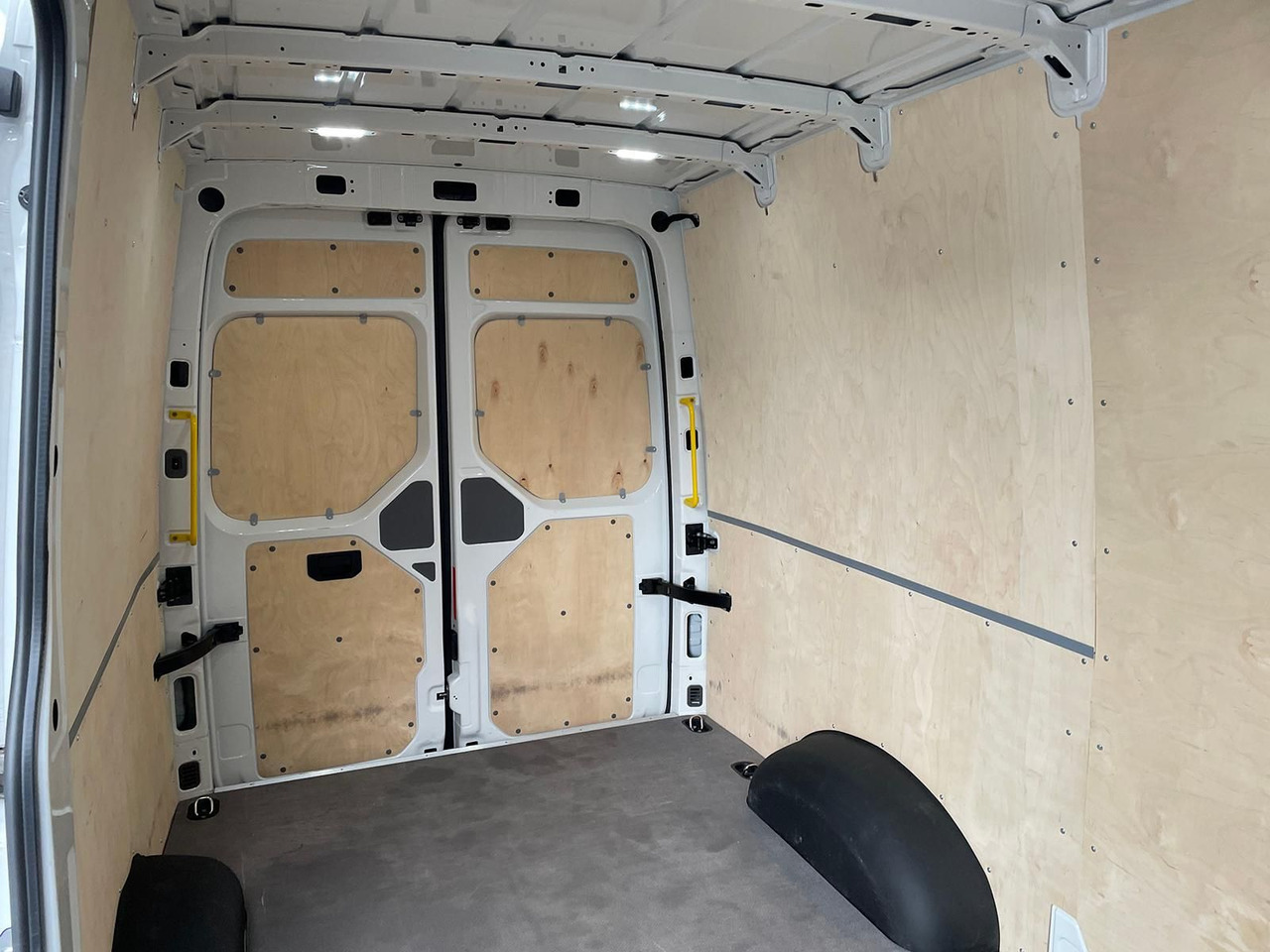 Βαν MAN TGE 3.180 L3H3 Kasten 4x4 STANDHZ DIFF AHK ACC: φωτογραφία 10