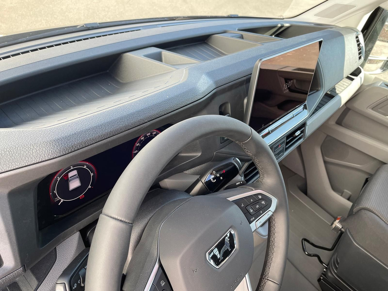 Νέα Μικρό φορτηγό με καρότσα, Διπλοκάμπινο ελαφρύ επαγγελματικό MAN TGE 3.180 Pritsche DOKA LR 4x4 ACC LED DIFF-SPER: φωτογραφία 32