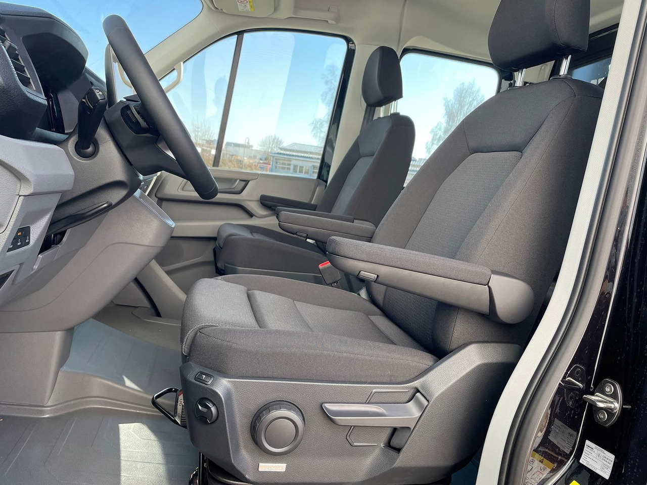 Νέα Μικρό φορτηγό με καρότσα, Διπλοκάμπινο ελαφρύ επαγγελματικό MAN TGE 3.180 Pritsche DOKA LR 4x4 ACC LED DIFF-SPER: φωτογραφία 25