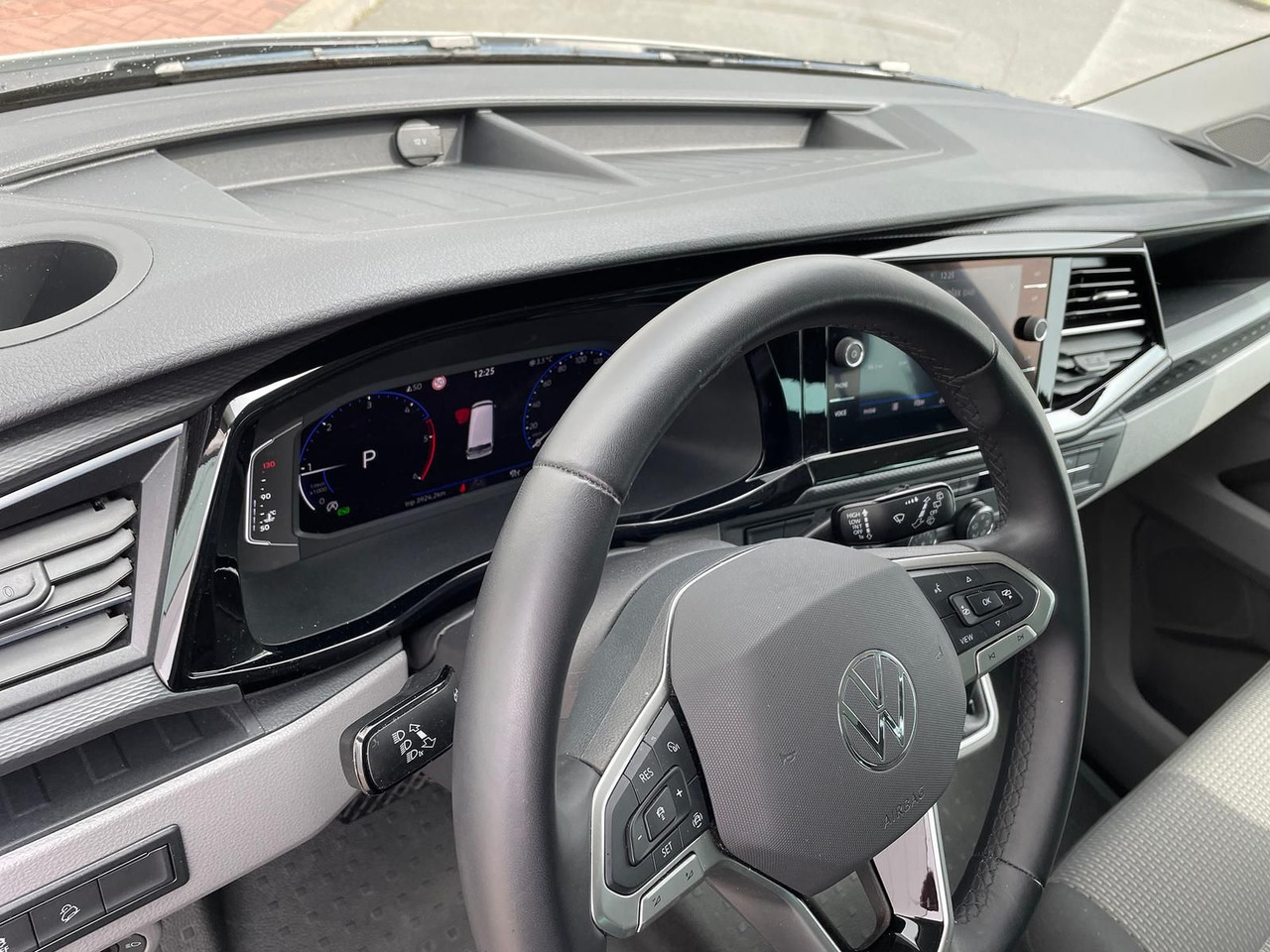 Νέα Βαν Volkswagen T6.1 Transporter 2.0 TDI lang 4MOTION SITZHZ NAV: φωτογραφία 25