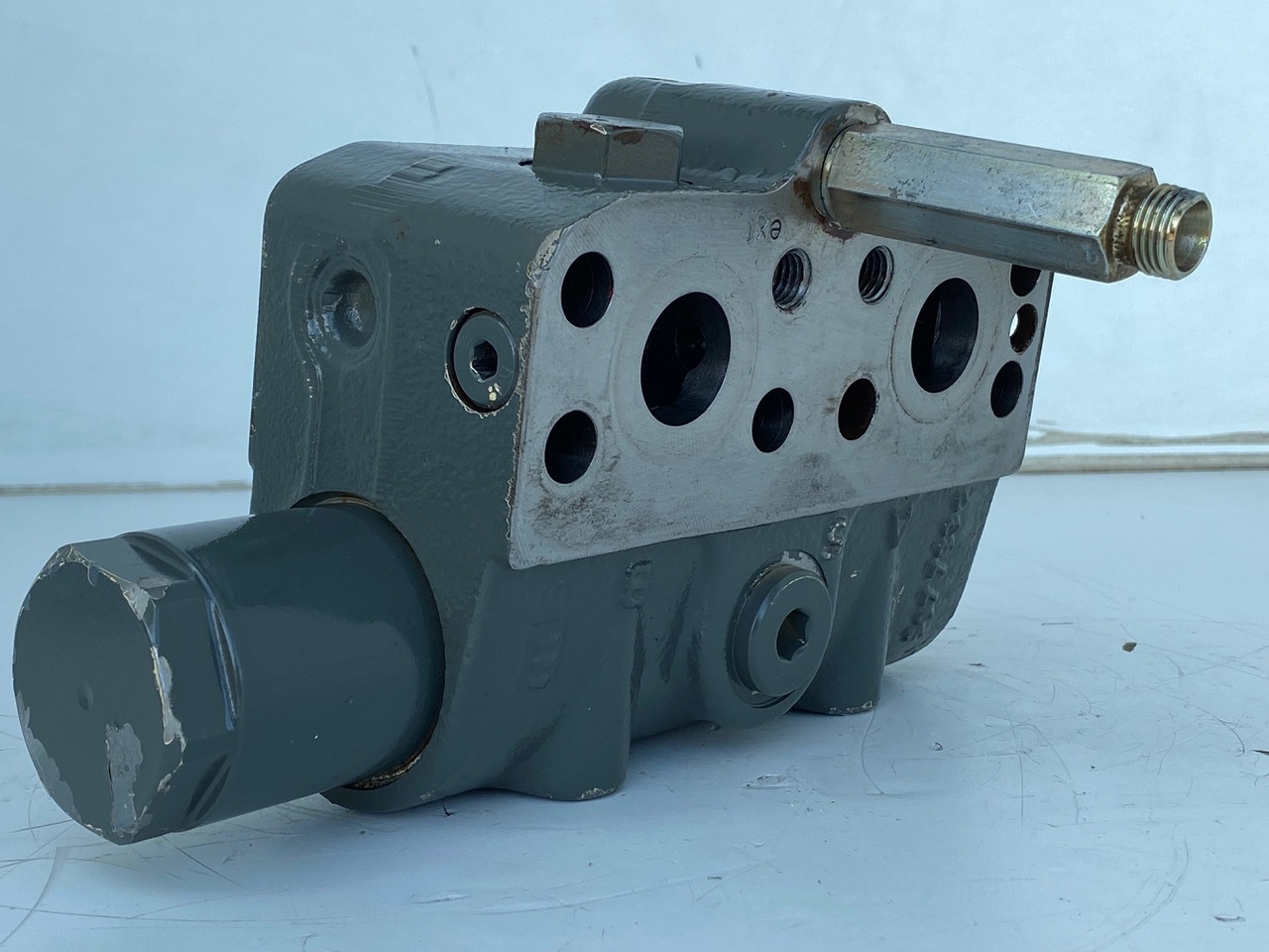 Μοτέρ πορείας για Ερπυστριοφόρος εκσκαφέας Liebherr Bremsventil ID-Nr.10471957.  LOS914, LOS924, R902, R904, R912, R914, R922, R924, R924 COMP, R924 COMPA.  #STM20.05##: φωτογραφία 6