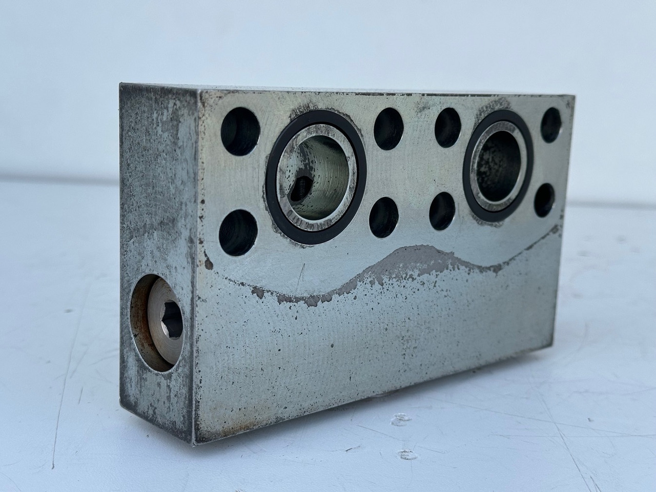 Liebherr Dämpfungsventil ID-Nr.10121777. P924 COMP, P926, R926, R916, R922, R924 COMP, R924, R926 COMP, R926, R930, R936, R946, R950 T, R960 T. #10121777.43199# - Μειωτήρας περιστροφής για Κατασκευή μηχανήματα: φωτογραφία 4 Liebherr Dämpfungsventil ID-Nr.10121777. P924 COMP, P926, R926, R916, R922, R924 COMP, R924, R926 COMP, R926, R930, R936, R946, R950 T, R960 T. #10121777.43199# - Μειωτήρας περιστροφής για Κατασκευή μηχανήματα: φωτογραφία 4