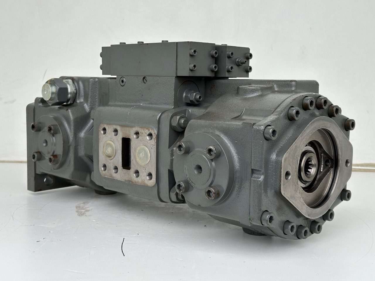 Liebherr Hydraulikdoppelpumpe Typ:LPVD 075. ID-Nr.9076806 - ID-Nr.9279749 - ID-Nr.9880487 - ID-Nr.9073988. A902 IND - A904 IND. #9076806.15495# - Υδραυλική αντλία για Κατασκευή μηχανήματα: φωτογραφία 5 Liebherr Hydraulikdoppelpumpe Typ:LPVD 075. ID-Nr.9076806 - ID-Nr.9279749 - ID-Nr.9880487 - ID-Nr.9073988. A902 IND - A904 IND. #9076806.15495# - Υδραυλική αντλία για Κατασκευή μηχανήματα: φωτογραφία 5