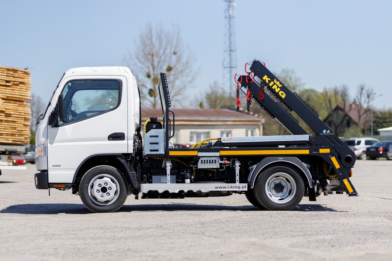 MITSUBISHI Fuso Canter 9C18 - Φορτηγό καδοφόρος φορτωτής: φωτογραφία 1 MITSUBISHI Fuso Canter 9C18 - Φορτηγό καδοφόρος φορτωτής: φωτογραφία 1