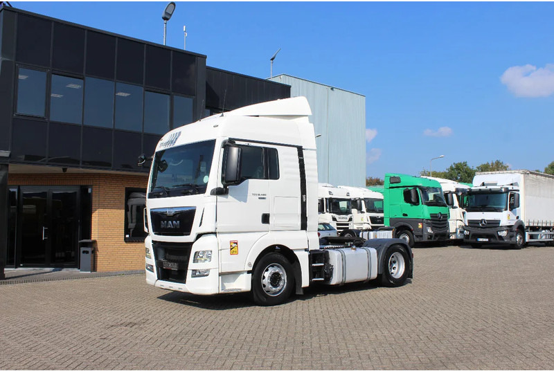 MAN TGX 18.460 * RETARDER * EURO6 * 4X2 * 2 BIG TANK * - Τράκτορας: φωτογραφία 1 MAN TGX 18.460 * RETARDER * EURO6 * 4X2 * 2 BIG TANK * - Τράκτορας: φωτογραφία 1