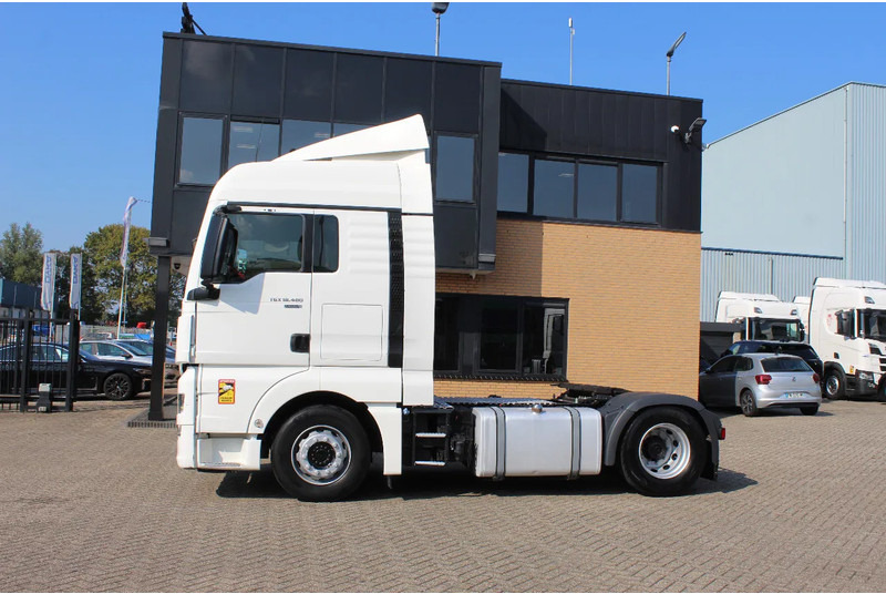 MAN TGX 18.460 * RETARDER * EURO6 * 4X2 * 2 BIG TANK * - Τράκτορας: φωτογραφία 2 MAN TGX 18.460 * RETARDER * EURO6 * 4X2 * 2 BIG TANK * - Τράκτορας: φωτογραφία 2
