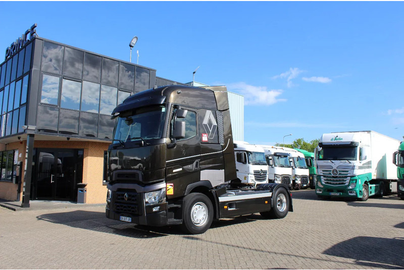 Renault T520 * RETARDER * 2 TANK * 2 BED * - Τράκτορας: φωτογραφία 1 Renault T520 * RETARDER * 2 TANK * 2 BED * - Τράκτορας: φωτογραφία 1