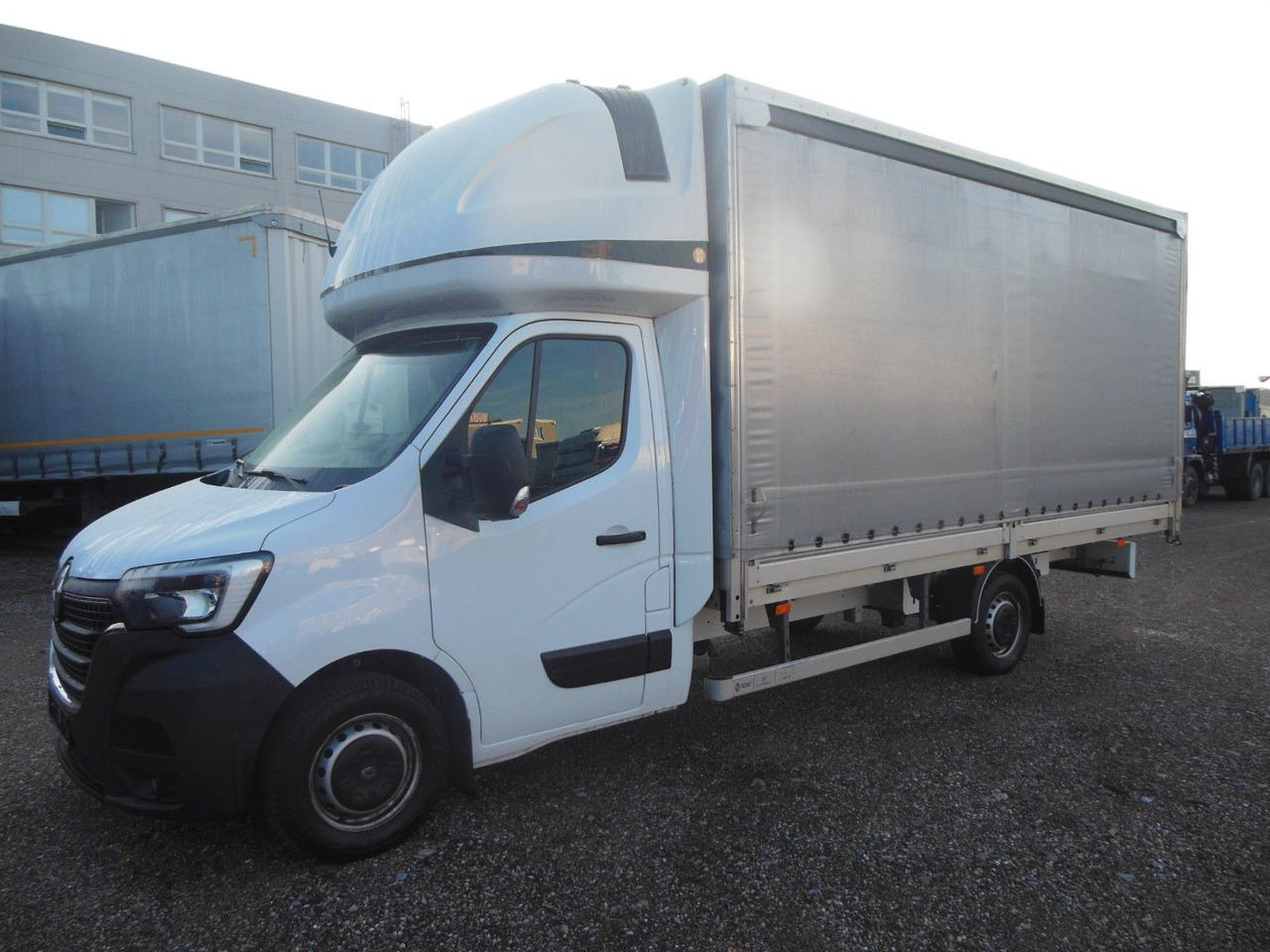 Renault MASTER 2.3 DCI, 10 PALETTEN, LUFT FEDERUNG - Επαγγελματικό αυτοκίνητο με μουσαμά: φωτογραφία 1 Renault MASTER 2.3 DCI, 10 PALETTEN, LUFT FEDERUNG - Επαγγελματικό αυτοκίνητο με μουσαμά: φωτογραφία 1