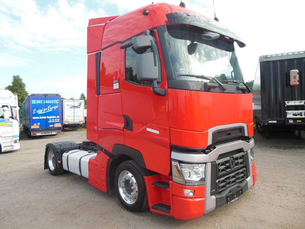 Renault T520 HIGH, COMFORT, LOWDECK, TOP STAND!! Renault T520 HIGH, COMFORT, LOWDECK, TOP STAND!! - Τράκτορας: φωτογραφία 2 Renault T520 HIGH, COMFORT, LOWDECK, TOP STAND!! Renault T520 HIGH, COMFORT, LOWDECK, TOP STAND!! - Τράκτορας: φωτογραφία 2