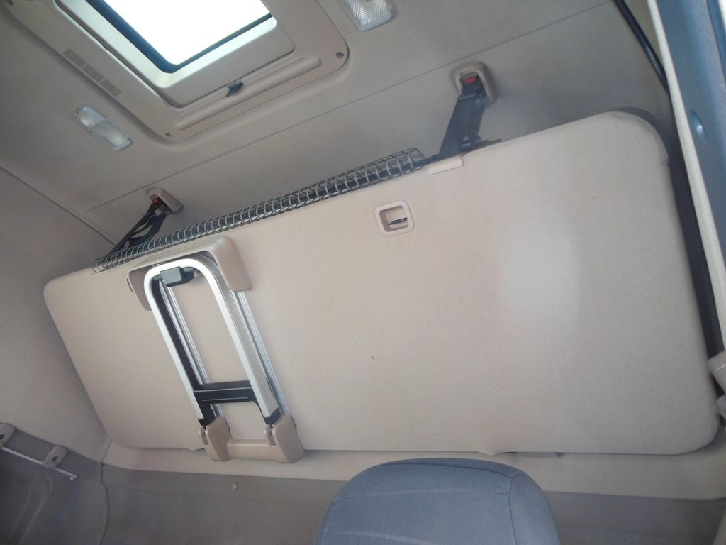 Τράκτορας Scania R410, LOWDECK, RETARDER, TOP STAND Scania R410, LOWDECK, RETARDER, TOP STAND: φωτογραφία 10