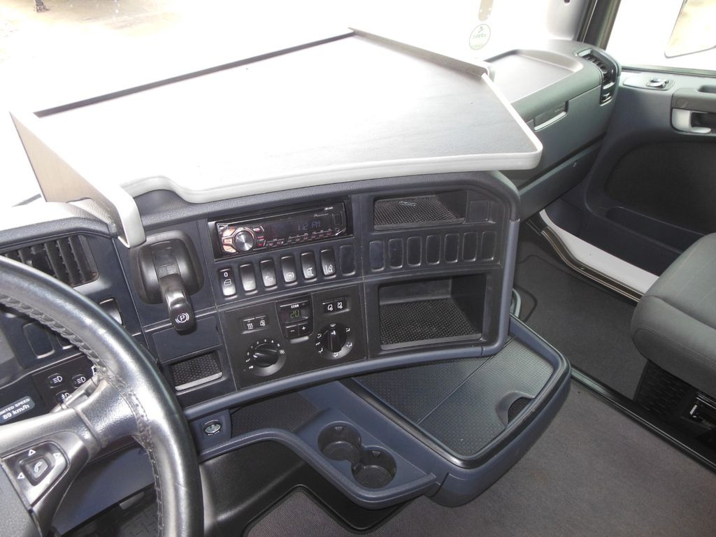 Τράκτορας Scania R410, LOWDECK, RETARDER, TOP STAND Scania R410, LOWDECK, RETARDER, TOP STAND: φωτογραφία 17