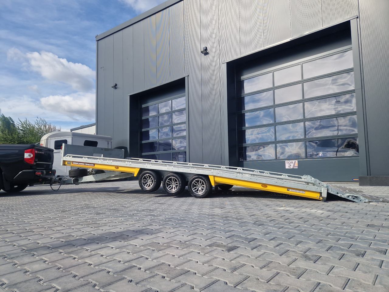 Ρυμούλκα αυτοκινητάμαξα BJT T Transporter 231 550x224cm yellow ankippbar Heckrampe Tridem Alufelgen 10" 3500kg: φωτογραφία 11