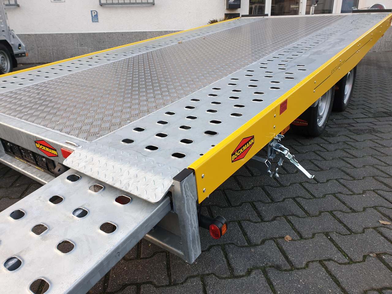 Böckmann AH 4320/35 430x208cm easyload ankipbar Aluboden 3500kg - Ρυμούλκα αυτοκινητάμαξα: φωτογραφία 2 Böckmann AH 4320/35 430x208cm easyload ankipbar Aluboden 3500kg - Ρυμούλκα αυτοκινητάμαξα: φωτογραφία 2