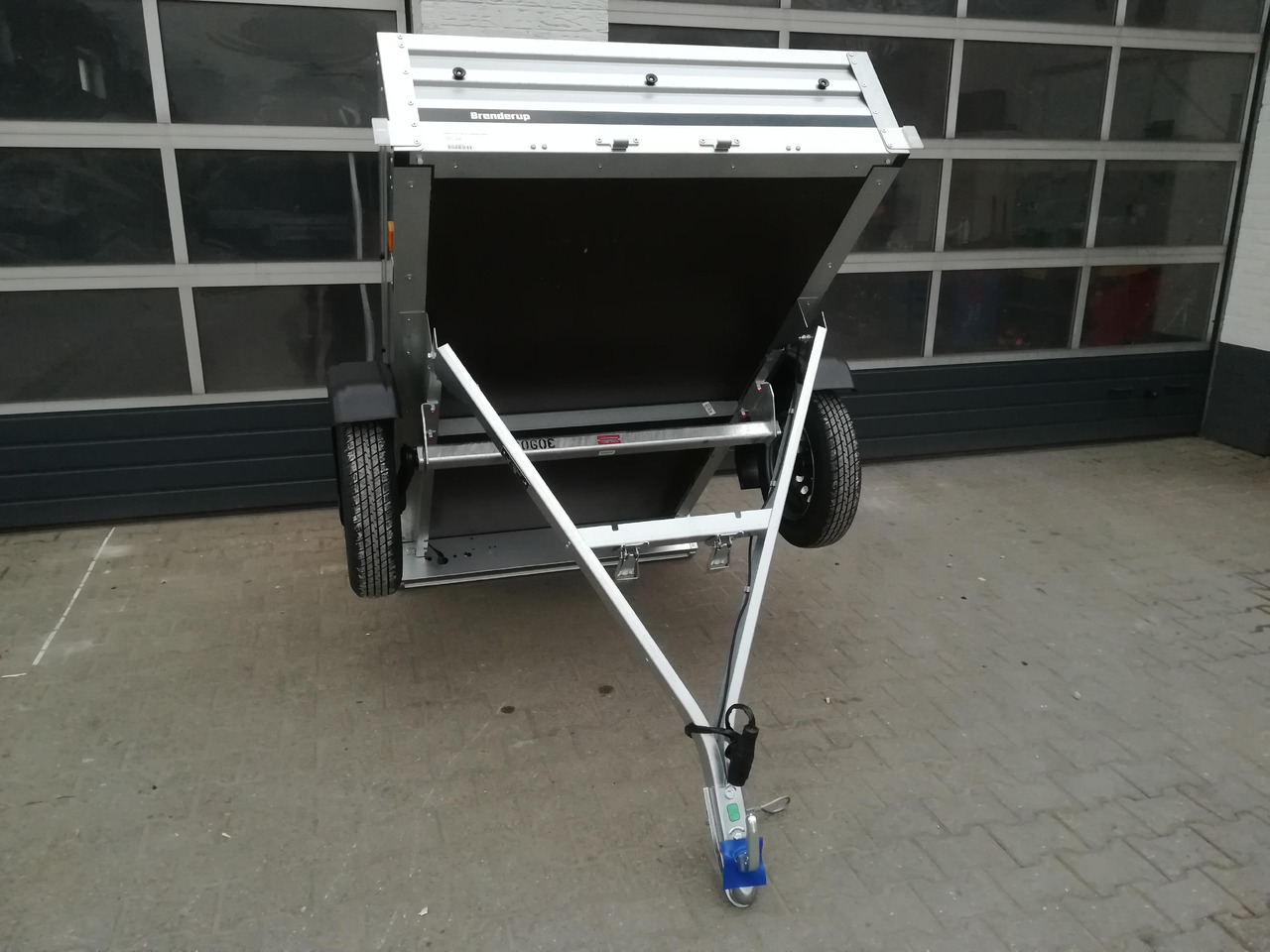 Brenderup 1205 S UB 750 Klappdeichsel Anhänger 204x116x35cm (XS) 750kg Modell 2024 - Ρυμούλκες αυτοκίνητο: φωτογραφία 4 Brenderup 1205 S UB 750 Klappdeichsel Anhänger 204x116x35cm (XS) 750kg Modell 2024 - Ρυμούλκες αυτοκίνητο: φωτογραφία 4