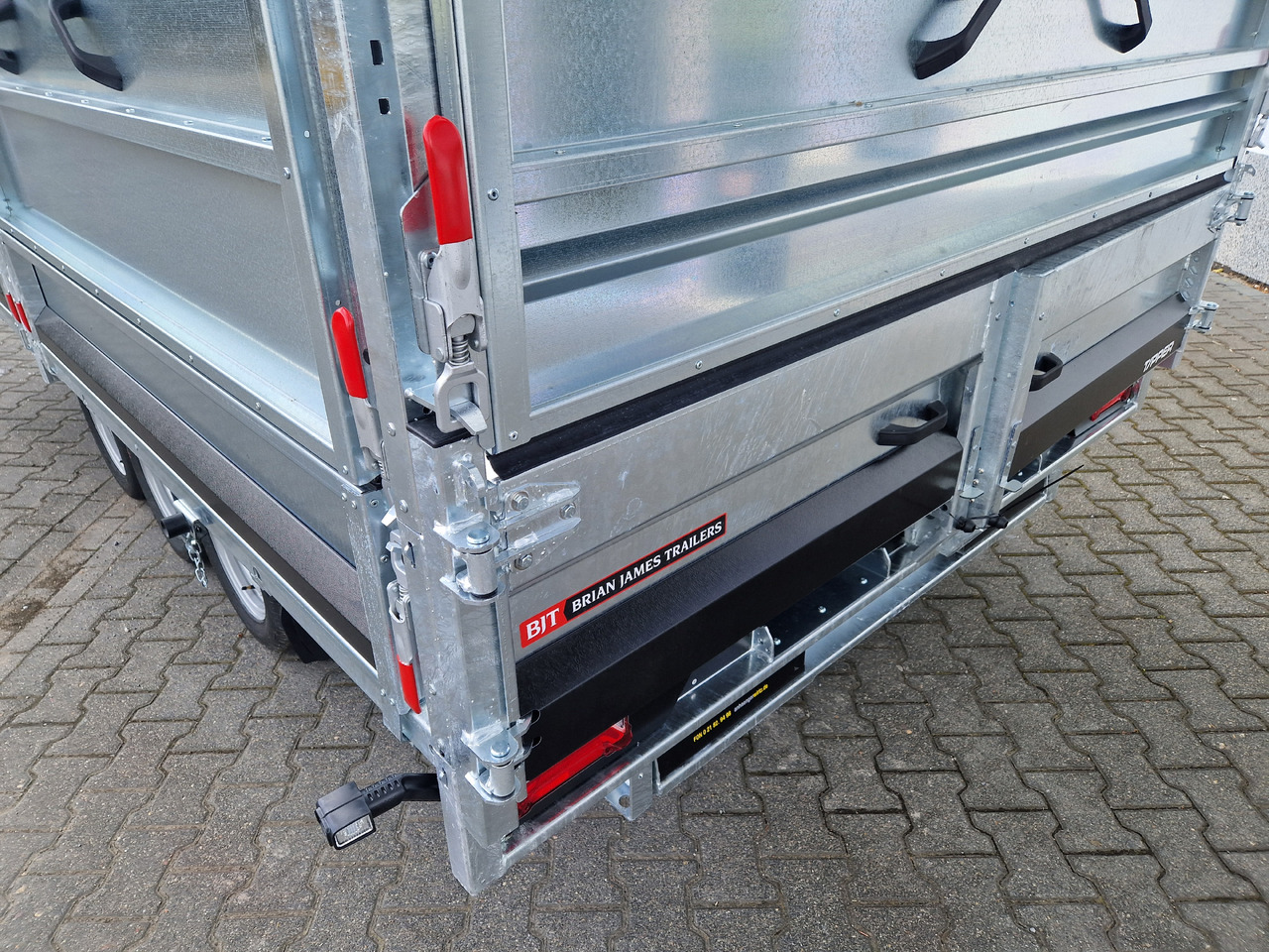 Brian James Trailer Tipper 526-4020 400x200x100cm Aufsatz elek. blackline LED Tridem 3500kg Aktion - Ρυμούλκα ανατρεπόμενο: φωτογραφία 2 Brian James Trailer Tipper 526-4020 400x200x100cm Aufsatz elek. blackline LED Tridem 3500kg Aktion - Ρυμούλκα ανατρεπόμενο: φωτογραφία 2