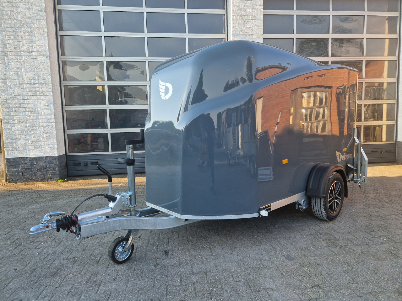 Debon Cargo 1300 300x152x168cm irongrey Seitentür Alufelgen 1300kg Pullman 100kmh Modell 2024 - Ρυμούλκα κόφα: φωτογραφία 3 Debon Cargo 1300 300x152x168cm irongrey Seitentür Alufelgen 1300kg Pullman 100kmh Modell 2024 - Ρυμούλκα κόφα: φωτογραφία 3