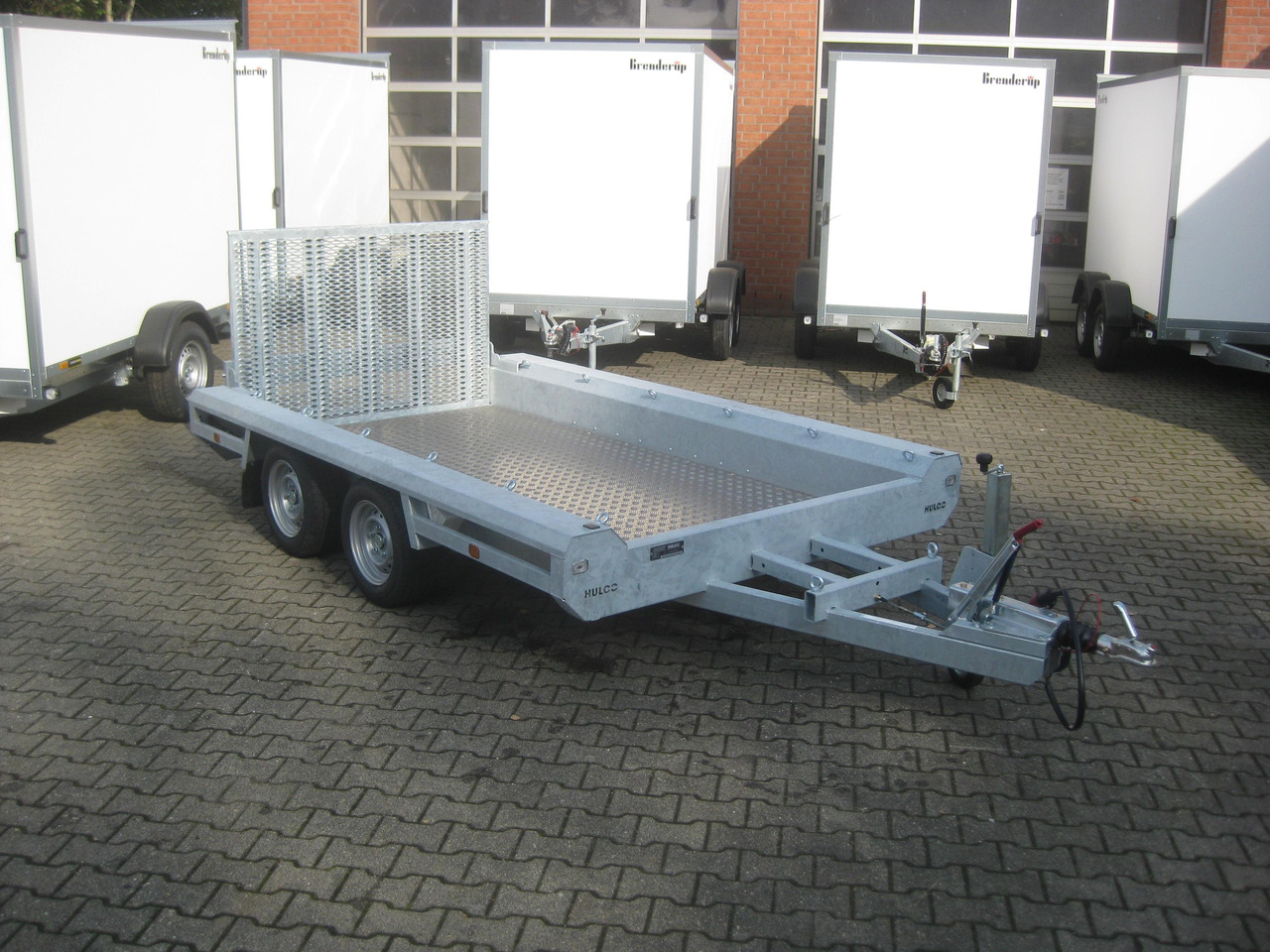 HULCO TERRAX Aluboden 294x150x27cm Heckrampe 100cm (M) 3000kg Abverkauf - Τρέιλερ μεταφοράς μηχανημάτων: φωτογραφία 4 HULCO TERRAX Aluboden 294x150x27cm Heckrampe 100cm (M) 3000kg Abverkauf - Τρέιλερ μεταφοράς μηχανημάτων: φωτογραφία 4