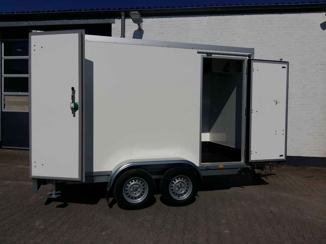 Kühlanhänger AZKF 2735/155 343x154x200cm +Seitentür Kälteanlage 4 Iso 60 Frioliner Aktion - Ρυμούλκα ψυγείο: φωτογραφία 3 Kühlanhänger AZKF 2735/155 343x154x200cm +Seitentür Kälteanlage 4 Iso 60 Frioliner Aktion - Ρυμούλκα ψυγείο: φωτογραφία 3