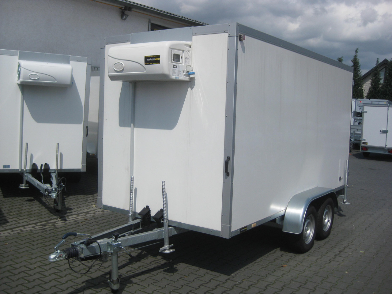 Kühlanhänger AZKF 2740/180 395x178x200cm Govi Kühlaggregat 5 60 Frioliner Modell 2023 - Ρυμούλκα ψυγείο: φωτογραφία 3 Kühlanhänger AZKF 2740/180 395x178x200cm Govi Kühlaggregat 5 60 Frioliner Modell 2023 - Ρυμούλκα ψυγείο: φωτογραφία 3