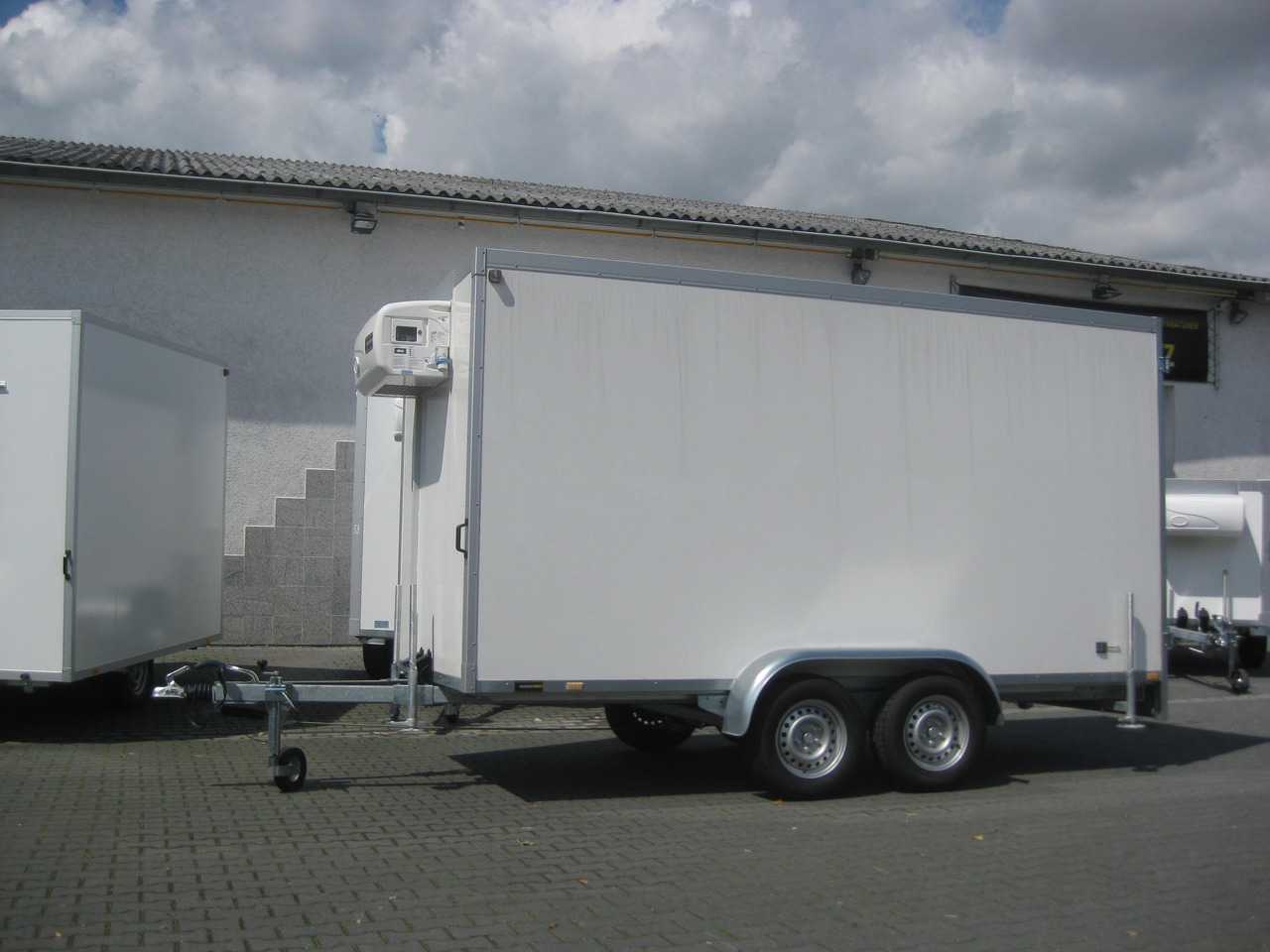 Kühlanhänger AZKF 2740/180 395x178x200cm Govi Kühlaggregat 5 60 Frioliner Modell 2023 - Ρυμούλκα ψυγείο: φωτογραφία 4 Kühlanhänger AZKF 2740/180 395x178x200cm Govi Kühlaggregat 5 60 Frioliner Modell 2023 - Ρυμούλκα ψυγείο: φωτογραφία 4