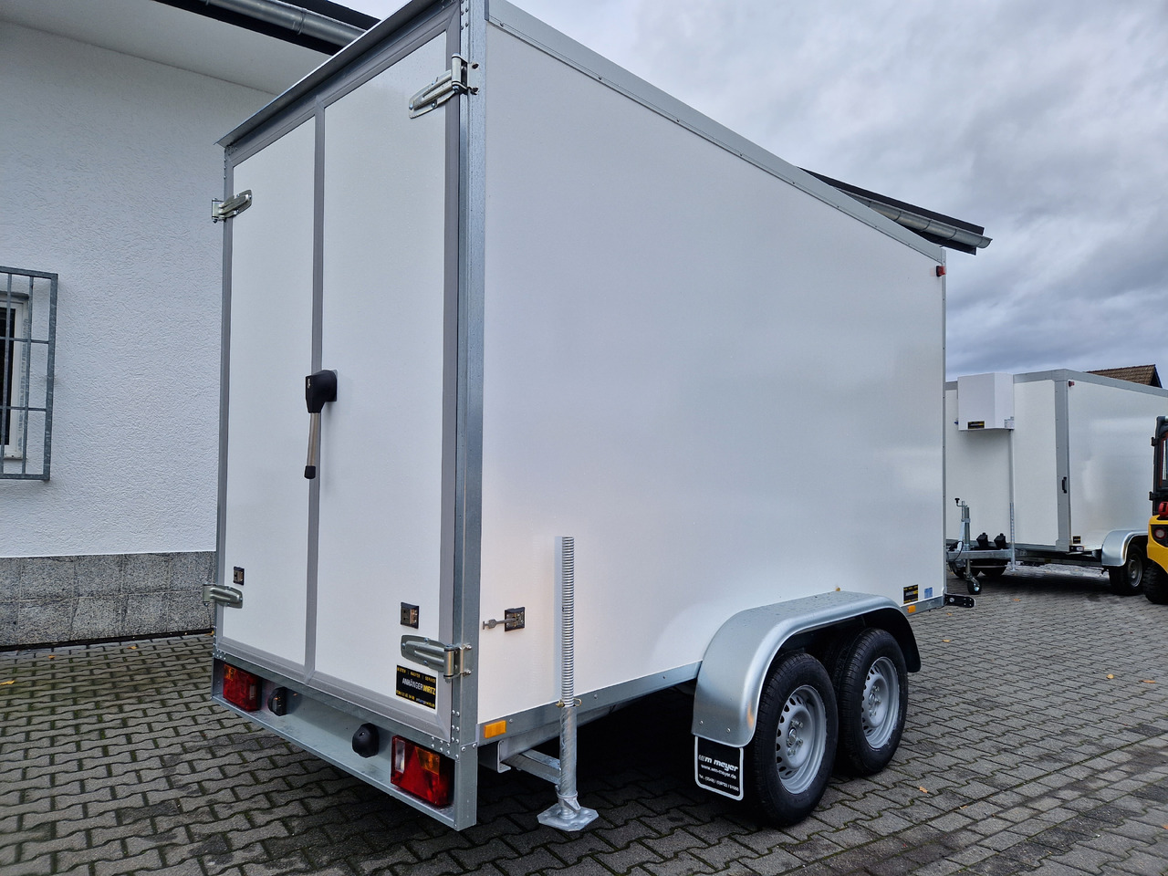 Kühlanhänger AZKF C 2735/155 343x154x200cm CiBIN 230V +Standkühlung (L) 2700kg Abverkauf - Ρυμούλκα ψυγείο: φωτογραφία 2 Kühlanhänger AZKF C 2735/155 343x154x200cm CiBIN 230V +Standkühlung (L) 2700kg Abverkauf - Ρυμούλκα ψυγείο: φωτογραφία 2