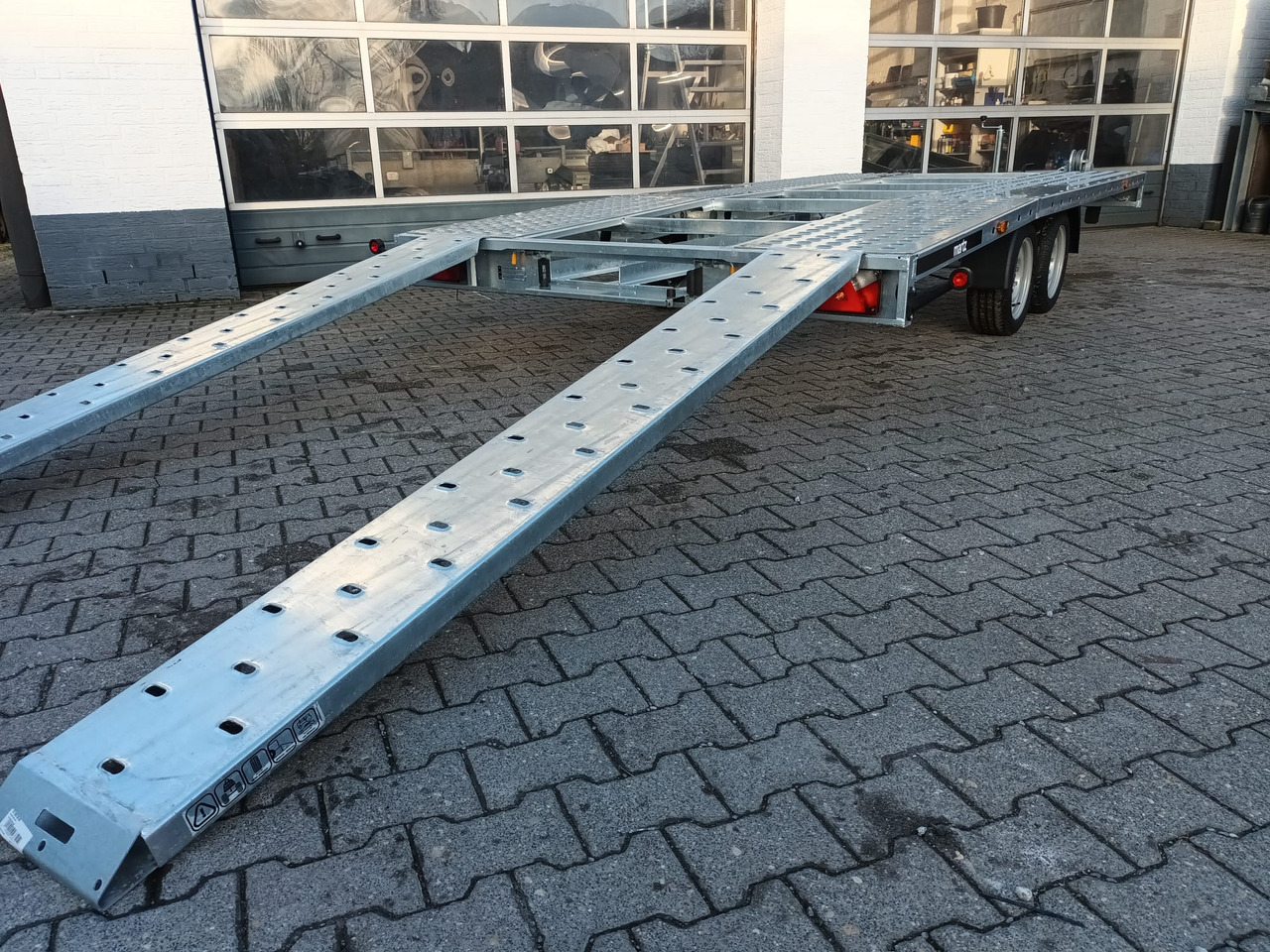 Martz GT UNIDECK PLUS 450/2 S 2,7T Lohr Stahl Fahrschienen Winde 13" 2700kg - Ρυμούλκα αυτοκινητάμαξα: φωτογραφία 1 Martz GT UNIDECK PLUS 450/2 S 2,7T Lohr Stahl Fahrschienen Winde 13" 2700kg - Ρυμούλκα αυτοκινητάμαξα: φωτογραφία 1