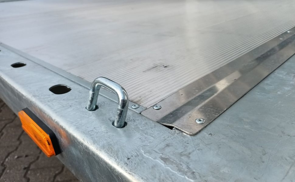 Martz Universal GT KIPP 500/2 500x210cm ankippbar Aluboden Heckklappe Winde 13" 3500kg - Τρέιλερ μεταφοράς μηχανημάτων: φωτογραφία 1 Martz Universal GT KIPP 500/2 500x210cm ankippbar Aluboden Heckklappe Winde 13" 3500kg - Τρέιλερ μεταφοράς μηχανημάτων: φωτογραφία 1