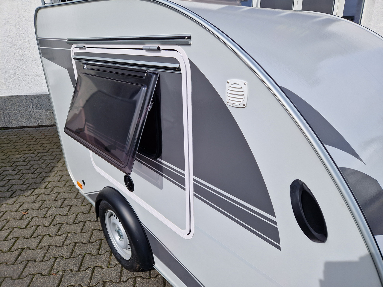 Ρυμουλκούμενο τροχόσπιτο Mini Camper Mini Tommy TMC25 Basic 252x140x121cm 100 km/H 750kg ungebremst Januar AKTION: φωτογραφία 18