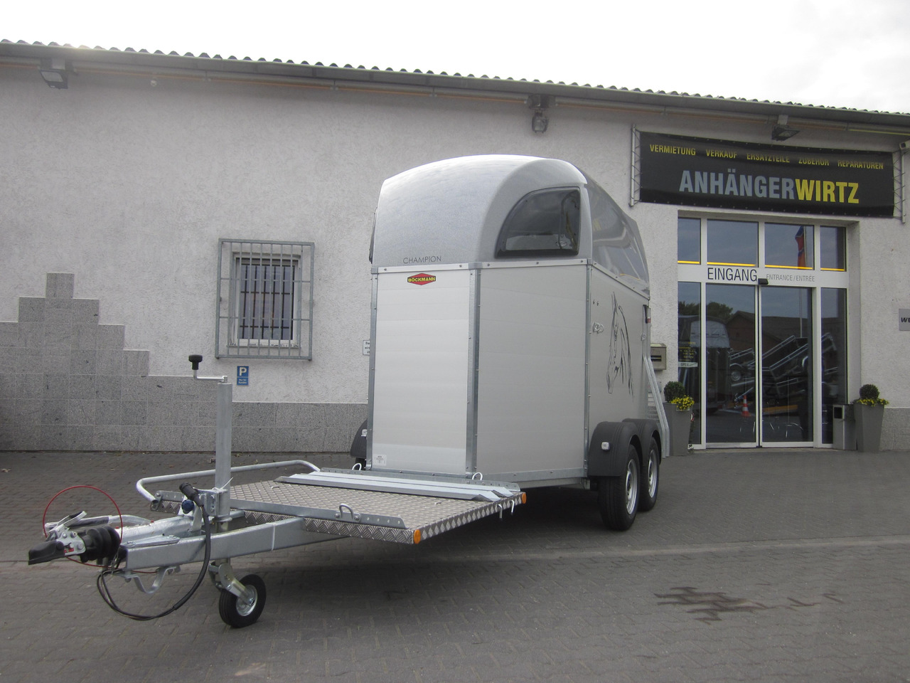 Pferdeanhänger Böckmann Champion C Kutschentransport CFF+ 100 km/H 2700kg - Τρέιλερ μεταφοράς αλόγων: φωτογραφία 1 Pferdeanhänger Böckmann Champion C Kutschentransport CFF+ 100 km/H 2700kg - Τρέιλερ μεταφοράς αλόγων: φωτογραφία 1