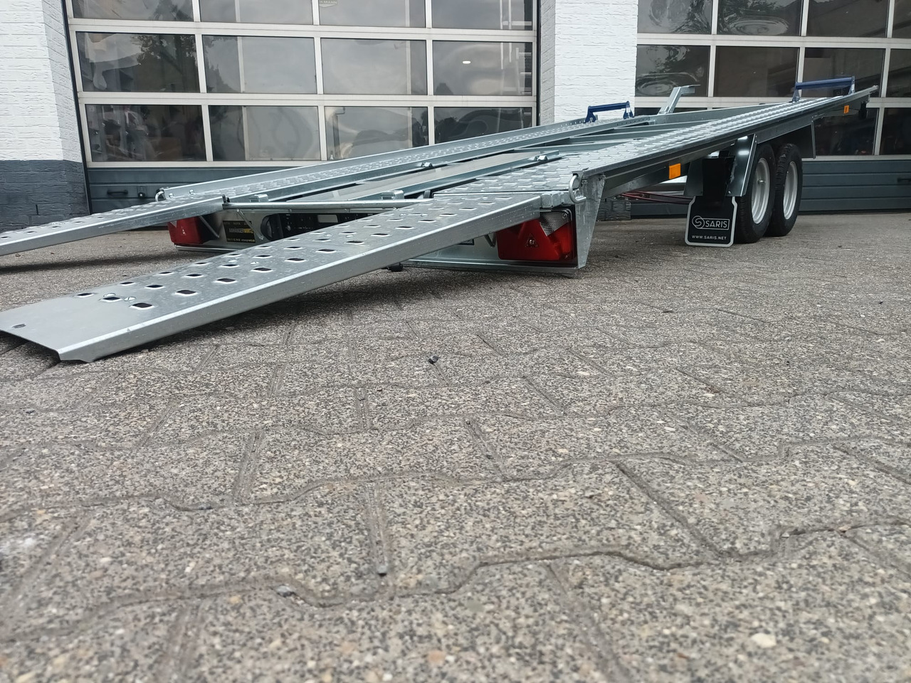 Saris Cartrailer AT 401 202 2700 2 K easyload ankippbar Rampen Fahrschienen Radstop 2700kg 100km/H - Ρυμούλκα αυτοκινητάμαξα: φωτογραφία 2 Saris Cartrailer AT 401 202 2700 2 K easyload ankippbar Rampen Fahrschienen Radstop 2700kg 100km/H - Ρυμούλκα αυτοκινητάμαξα: φωτογραφία 2
