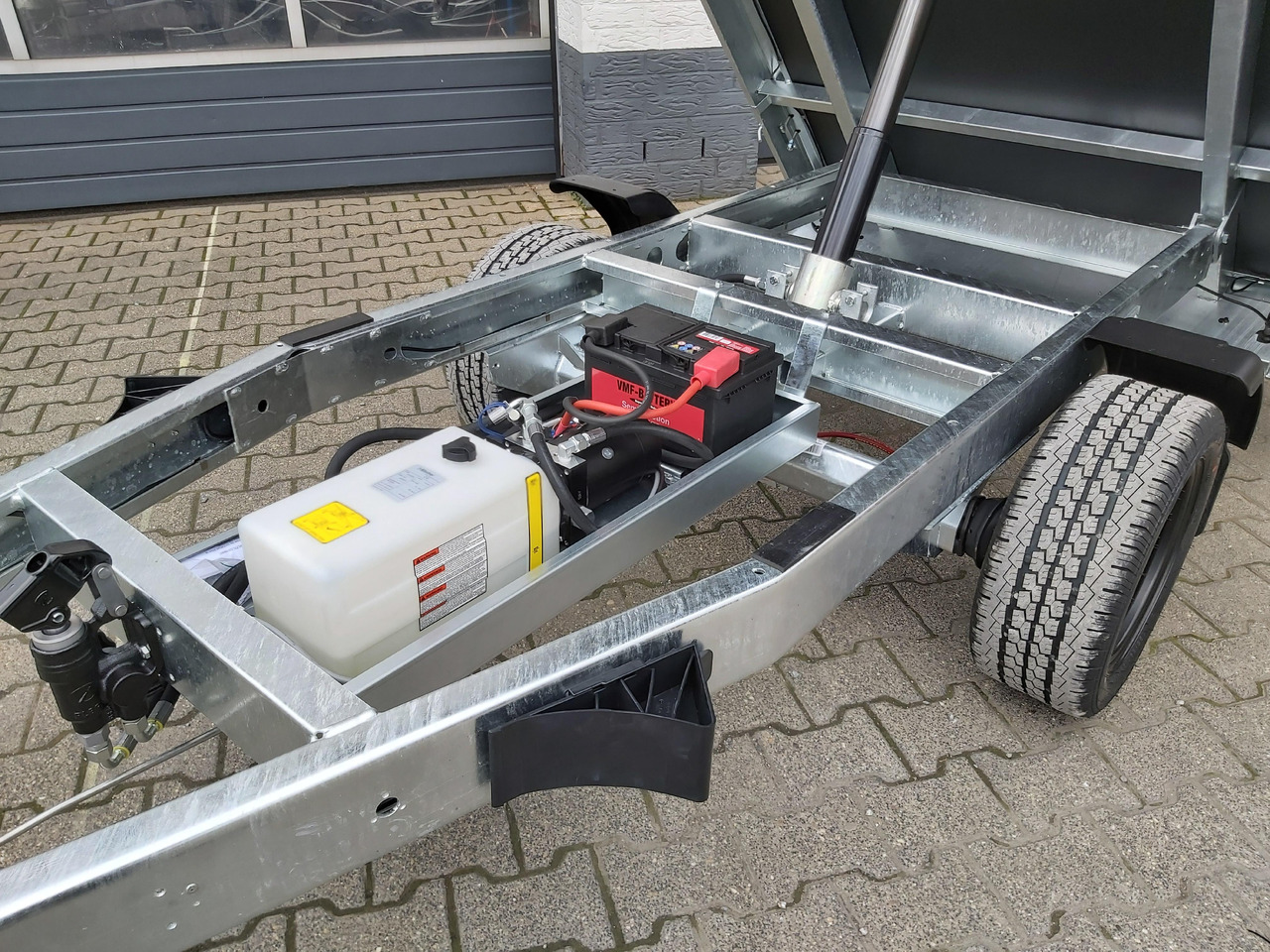 Saris Kipper K1 256 150 1500 1 E 256x150x30cm black Edition Elektro & Notpumpe 13" (S) 1500kg - Ρυμούλκα ανατρεπόμενο: φωτογραφία 2 Saris Kipper K1 256 150 1500 1 E 256x150x30cm black Edition Elektro & Notpumpe 13" (S) 1500kg - Ρυμούλκα ανατρεπόμενο: φωτογραφία 2