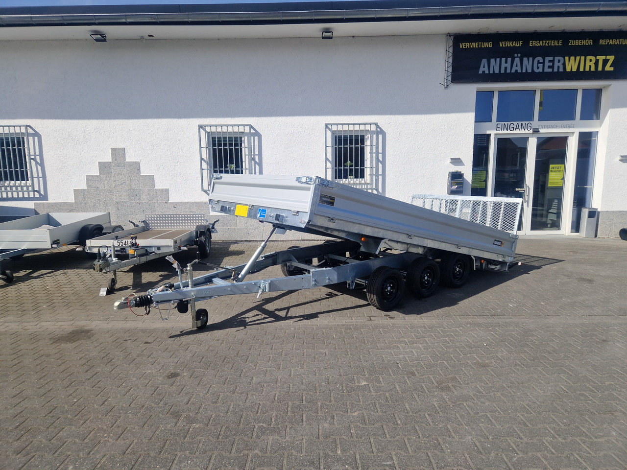 Variant Maschinentransporter 3543 UX Maxi Load LED Tridem Parabelfederung 3500kg - Ρυμούλκα ανατρεπόμενο: φωτογραφία 5 Variant Maschinentransporter 3543 UX Maxi Load LED Tridem Parabelfederung 3500kg - Ρυμούλκα ανατρεπόμενο: φωτογραφία 5