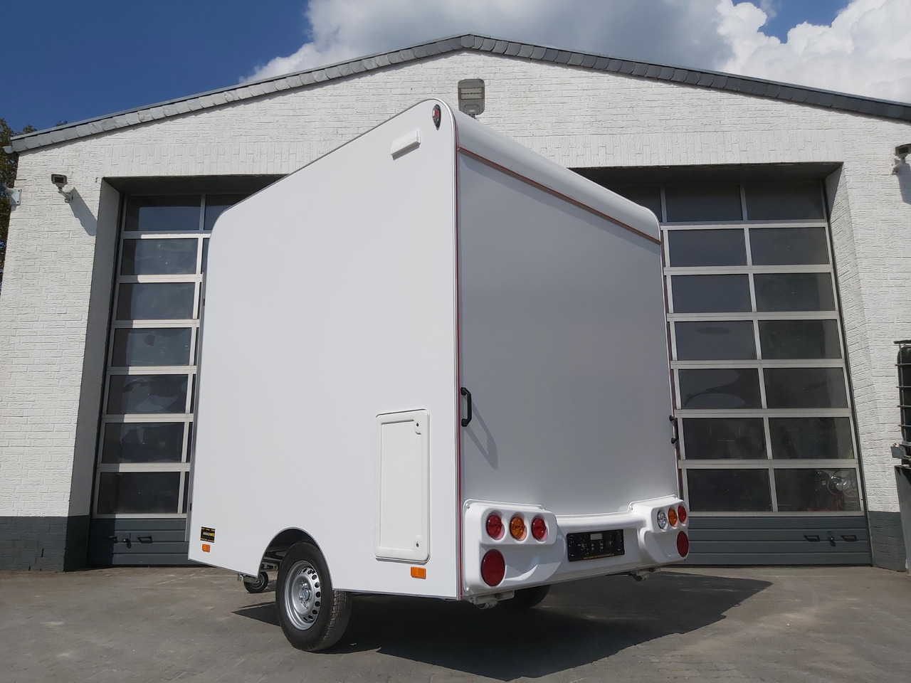 Ρυμουλκούμενη καντίνα Verkaufsanhänger VK 250 200 aero retro 250cm 1 Verkaufsklappe 230 Volt Licht (S) 1300kg Abverkauf: φωτογραφία 7 Ρυμουλκούμενη καντίνα Verkaufsanhänger VK 250 200 aero retro 250cm 1 Verkaufsklappe 230 Volt Licht (S) 1300kg Abverkauf: φωτογραφία 7